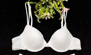 White Bra with Bow Detail and penty