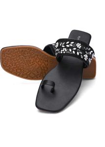 Embellished Toe Ring Sandals