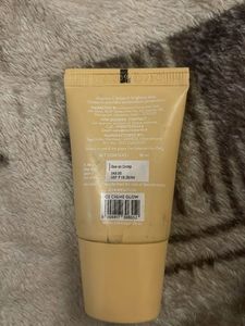 Mamaearth Vitamin C Glow Serum Foundation