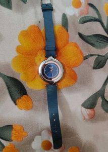 Stylish Women's Analog Watch