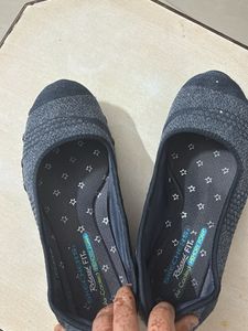 Skechers Women's Dark Grey Flats