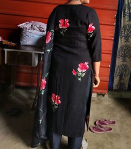 Black Floral Kurta Set