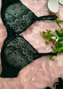 LaceH&amp;m Bra and Panty Set