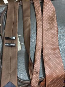 Pack Of 2 Brown Tie
