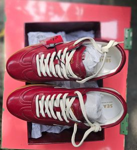 One8 Seam XVIII Signature in Resell