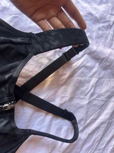victoria’s secret sports bra