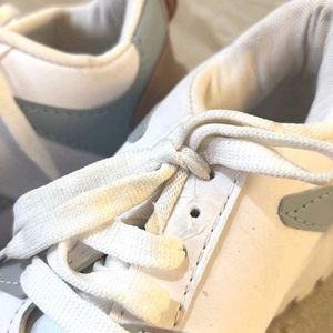 COMBO -White Sneakers Shoe nd Transparent Sunglass