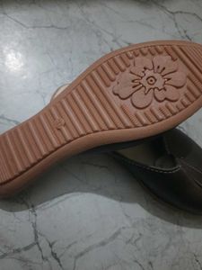Stylish Brown Footwear