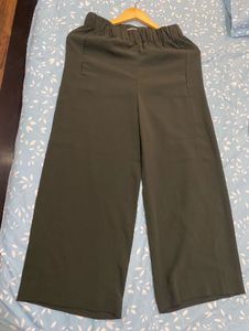 H&amp;M Cropped Culottes Unused!