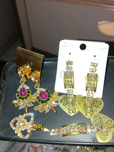 all 23 in 1200rs of Fashion Earrings