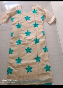 Elegant Embroidered Kurti set