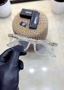 Clear Frame Fashion Glasses