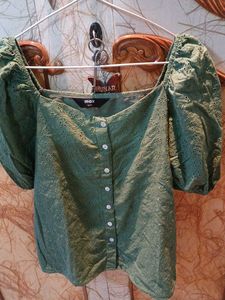 Green Eyelet Puff Sleeve Top