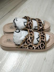 Carlton London Slide Sandals