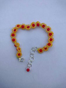 Daisy Bracelet With Earrings Combo ✨