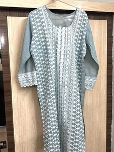 Elegant Grey Kurta with White Embroidery
