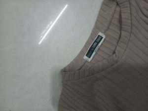 Ribbed Knit Long Sleeve Top