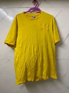 Casual yellow Tshirt