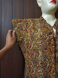 Short Sleeve Printed Collared Kurta