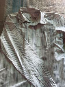 GAP Striped Button-Down Shirt