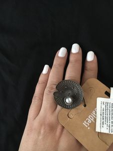 Global Desi pearl finger ring