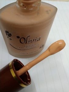 Olivia Liquid Foundation Satin Finish