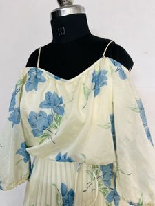 Floral Cold Shoulder Maxi Dress