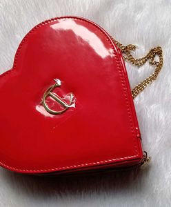 Charlotte tilbury red heart bag ♥️💕