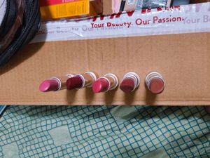 kay beauty Set of 5 Matte Lipsticks