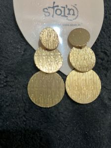 Chic Gold Tone Disc Drop Earrings