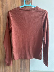Cinnamon brown top