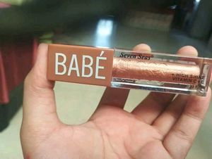 Babe Lip Gloss - Shimmering Nude