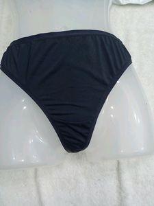 ⚛️ 32 Size Black Look