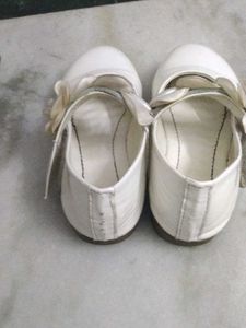 Adorable White Flower Girl balley