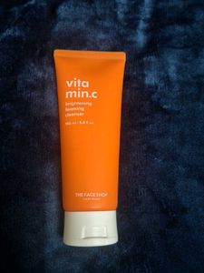 Vita Min.C Brightening Cleanser