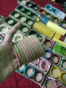 Assorted Color Bangles Set