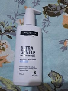 Neutrogena Ultra Gentle Creamy Cleanser