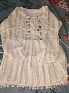 Elegant White Kurta with Pom-Pom Trim