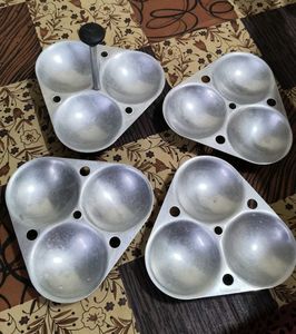 New Hawkins Idli Stand for 5L Cooker, 12 Idlis