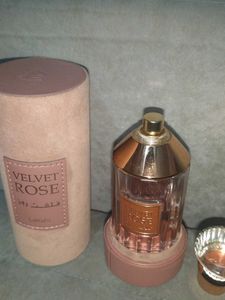 Lattafa Velvet Rose Perfume