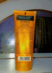 Pond's Sun Miracle SPF 50 Sunscreen