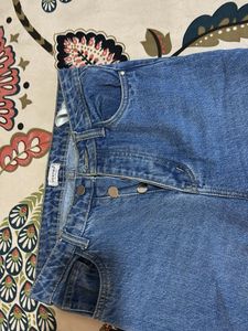 Distressed Wide Leg Jeans