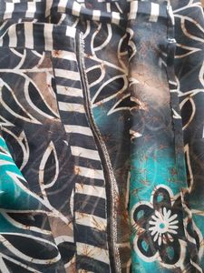 Floral Print black georgette saree