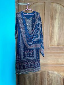 Elegant Blue Embroidered Kurta