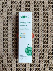 Plum Green Tea Sunscreen Gel SPF 50