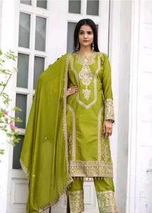 Exquisite Green Embroidered Kurta Set with Dupatta