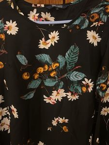 Floral Print Bell Sleeve Top