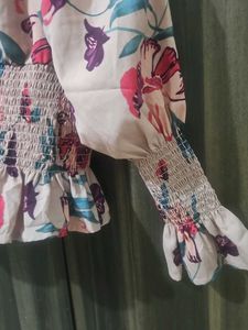 Floral Smocked Puff Sleeve Top