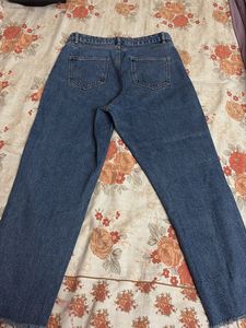 Trendy Blue Raw Hem Jeans