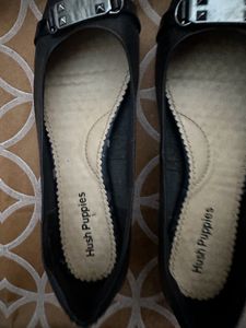 Stylish Black Hush Puppies Ballet Flats